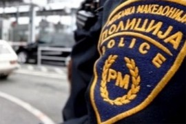 Diplomatsko vozilo udarilo policajca