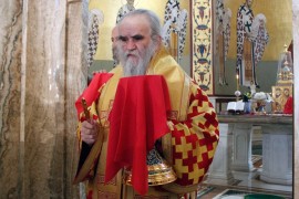 Amfilohije: Jedan gradonačelnik me zvao da se učlanim u DPS
