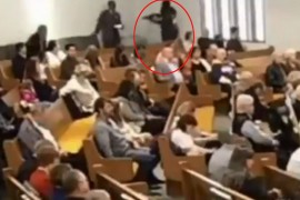 Dvoje mrtvih u pucnjavi u crkvi, širi se snimak napada