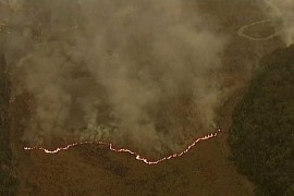 Nove žrtve vatrene stihije u Australiji, ljudi zarobljeni na plažama