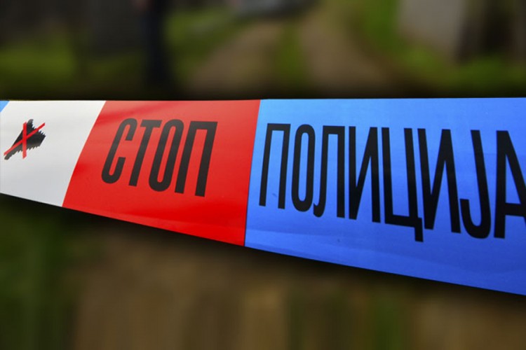 Majka tek rođenu bebu bacila u septičku jamu