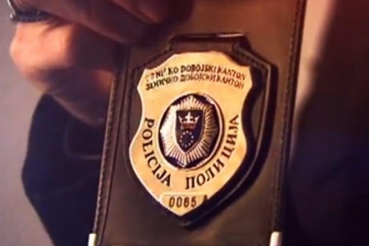 Policija upozorava: Lažni inspektor pljačka građane