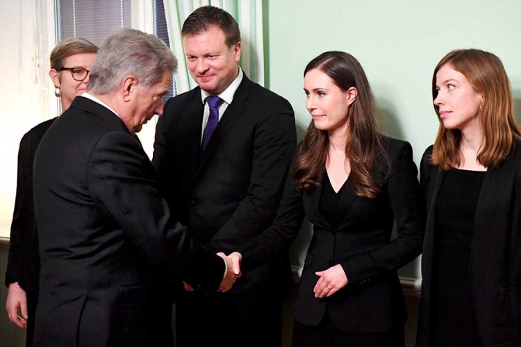Sana Marin položila zakletvu i postala najmlađa premijerka na svijetu