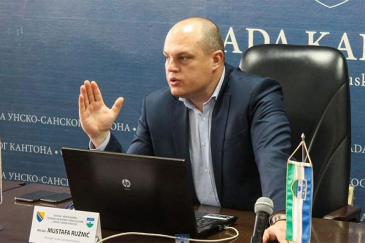 Premijer USK pozvao da se zatvori istočna granica BiH