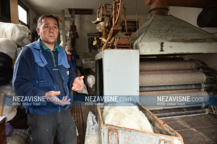 "Doktor" za vunu ne da zanatu da umre