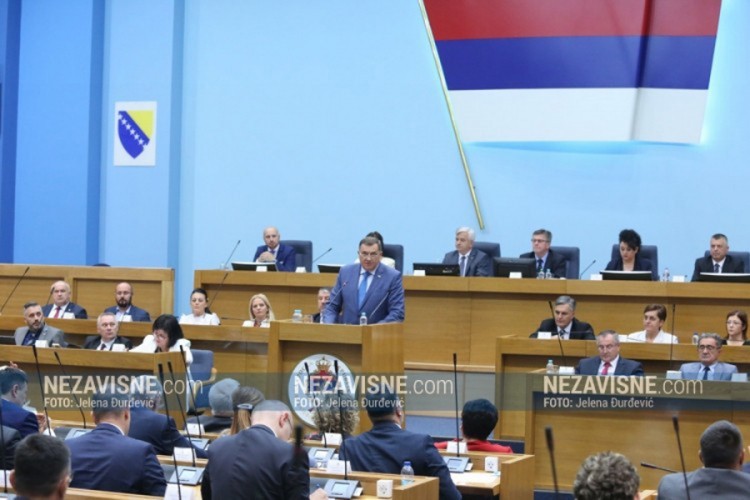 Dodik uputio zahtjev za posebnu sjednicu Skupštine o Programu reformi