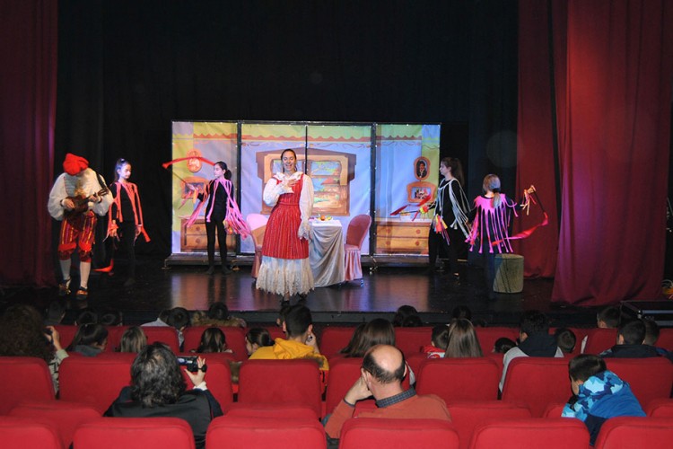 Predstava "Lepotica i zver(ka)" najbolja na festivalu u Zvorniku