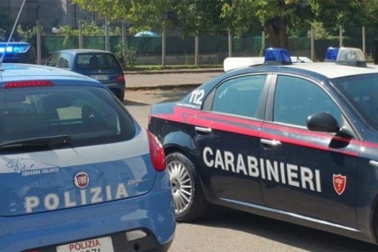 Optužili Srbina da im je ukrao kaput, on im zapalio kamper