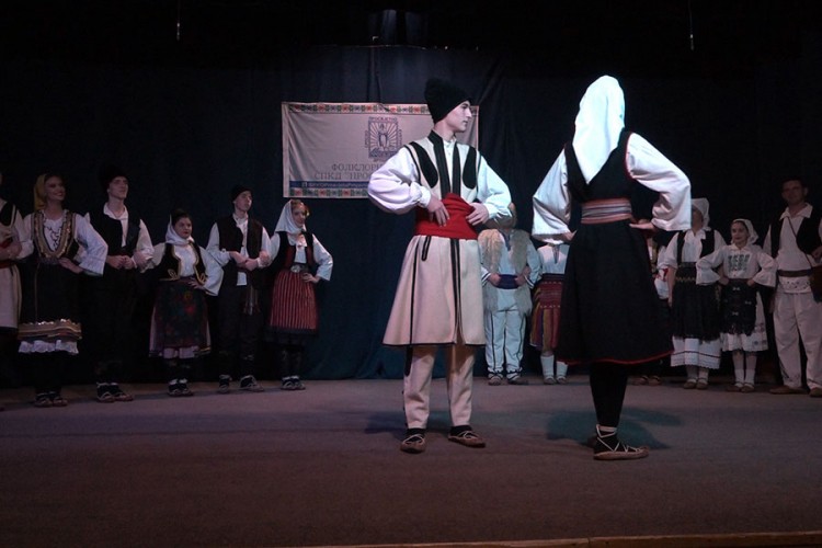 Obilježeno 20 godina folklornog ansambla "Prosvjeta"