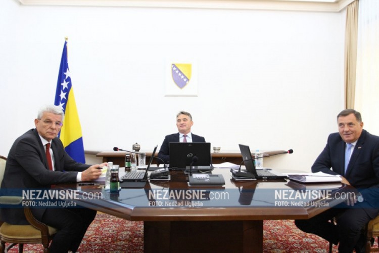 Program reformi dostavljen u Brisel