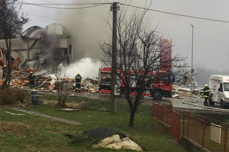 Muškarac koji je povrijeđen u eksploziji na pumpi i dalje u teškom stanju