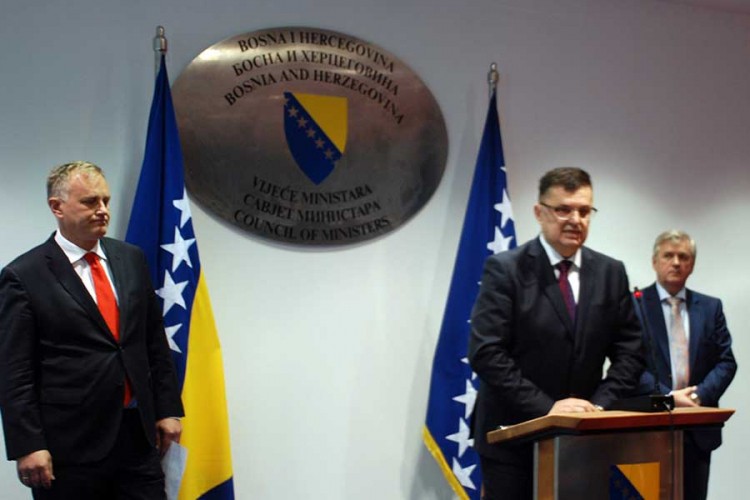 Biće formirane radne grupe za pomoć domaćoj privredi