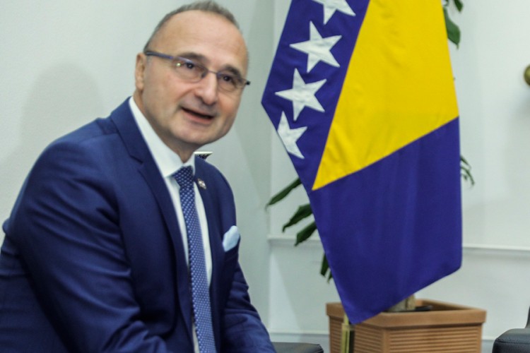 Radman: Za stabilnost BiH važno da Hrvati biraju svoje predstavnike