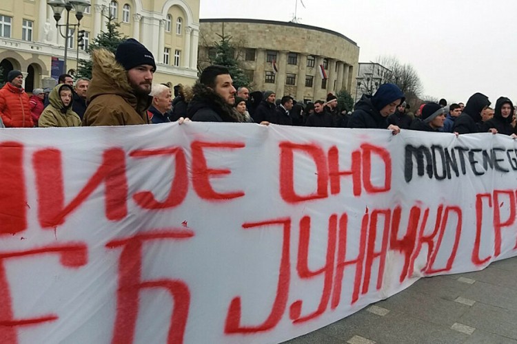 Podrška Banjalučana pravoslavnim vjernicima u Crnoj Gori