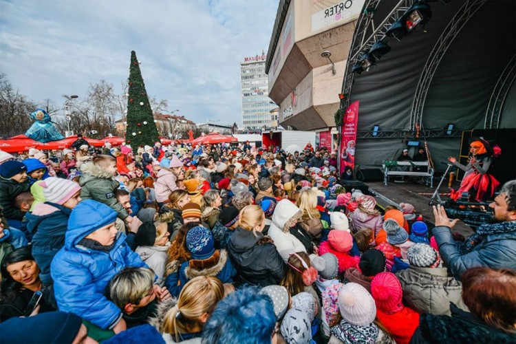 Najmlađi Banjalučani obilježili dječiju Novu godinu