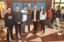 Pobjednici takmičenja "Nauči se, čovječe" opremaju kabinet