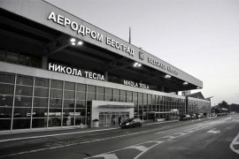 Beogradski aerodrom: Putnici da prate red letenja zbog guste magle
