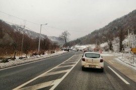 Tri osobe povrijeđene u udesu, među njima i devetogodišnje dijete
