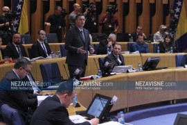 Počela sjednica Doma naroda: Delegati o povećanju plata za vojnike
