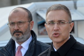"Vučić će razgovarati sa Đukanovićem s ciljem smirivanja situacije"