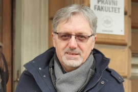 Svetozar Ivetić za "Nezavisne": Pjesma za čovjeka koji u sebi nosi ...