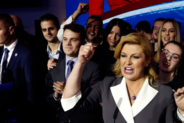 Mediji: Glasovi iz Hercegovine odlučuju izbore u korist Kitarovićeve