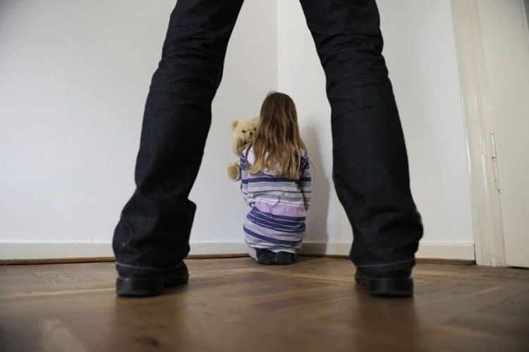Češljaju registar pedofila prije zapošljavanja