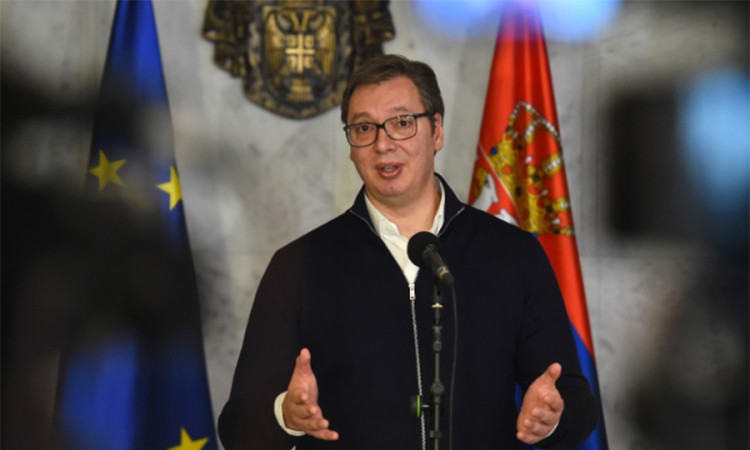 Vučić: Bez obzira na sve, čestitaću Milanoviću pobedu
