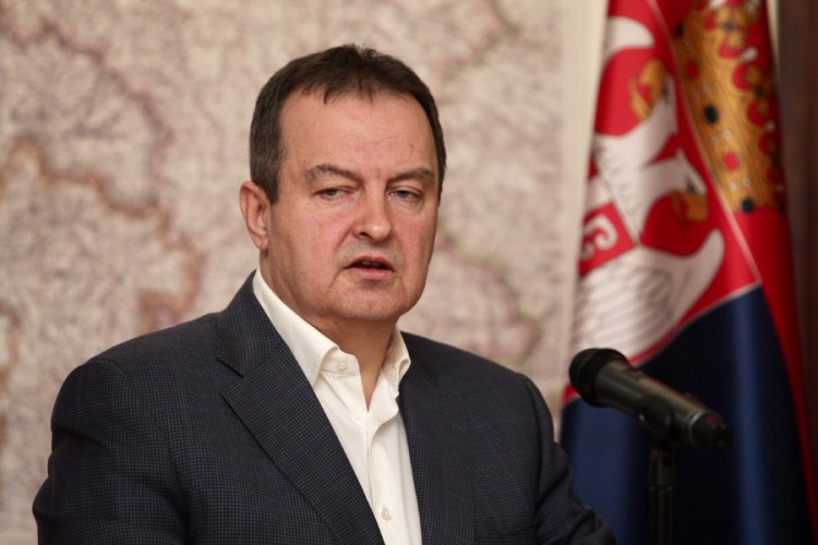 Dačić: Nadam se da u CG neće oduzimati crkve i manastire SPC