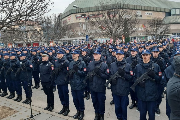 Na svečani defile bez pirotehničkih sredstava, zabranjena i upotreba dronova