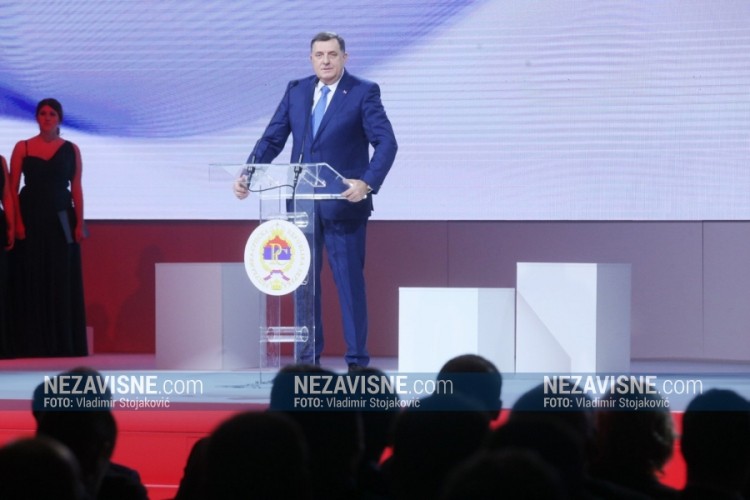 Dodik na svečanoj akademiji: Srpska sinonim za slobodu