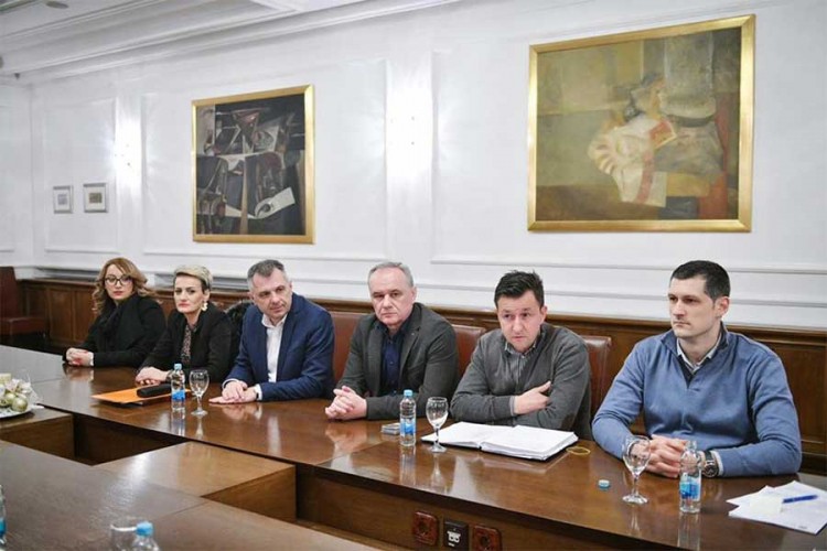 Besplatan prevoz za djecu iz hraniteljskih porodica