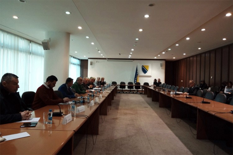 SDA se dvoumi o podršci Božoviću, sutra sastanak