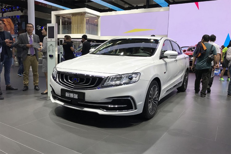 Geely pregovara sa Aston Martinom