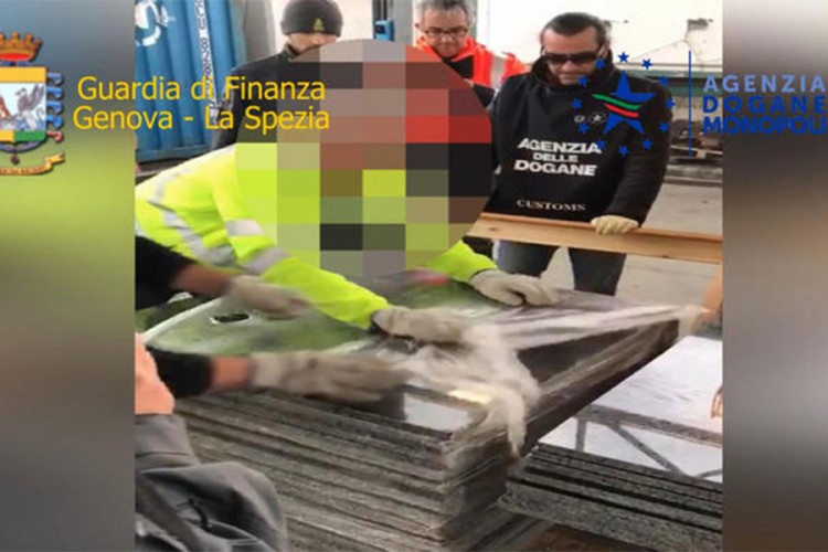Policija u Đenovi zaplijenila 333 kg čistog kokaina