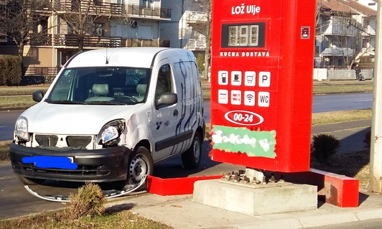 Udario u "cjenovnik" benzinske pumpe u banjalučkom naselju Borik