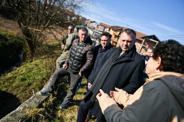 Za novu kanalizaciju u Adi 400.000 KM