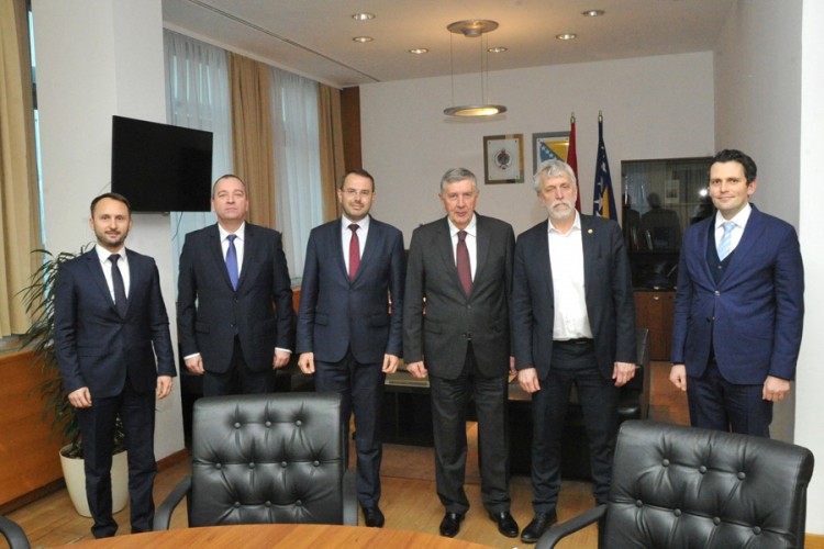 Radmanović razgovarao sa delegacijom naučnika iz Rusije