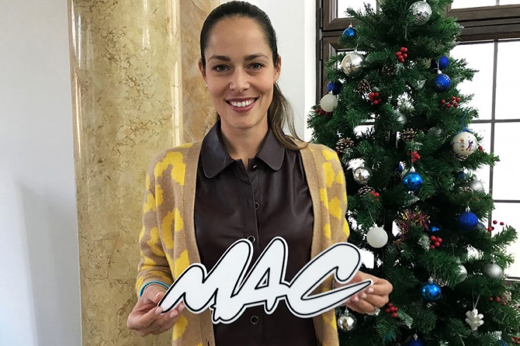 Ana Ivanović podržava humanitarnu akciju MAC-a