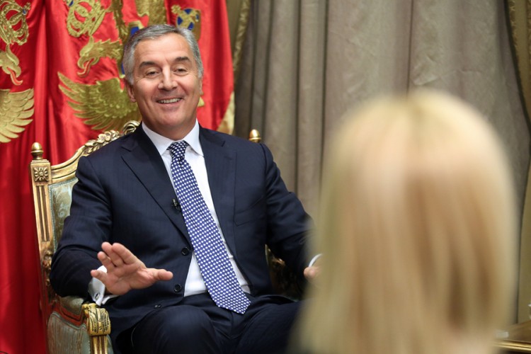 Đukanović: Nećemo povući Zakon o vjeroispovijesti