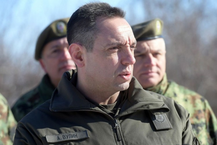 Vulin: Đukanović da razbije sva ogledala naći će sliku političara devedesetih