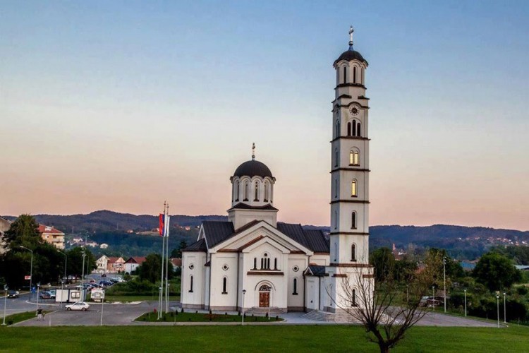 Tinejdžeri osumnjičeni da su krali novac iz crkve