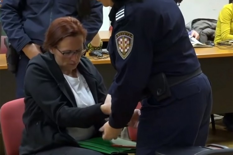 Slučaj "zamrzivač": Hoće li Smiljana za ubistvo sestre okriviti oca