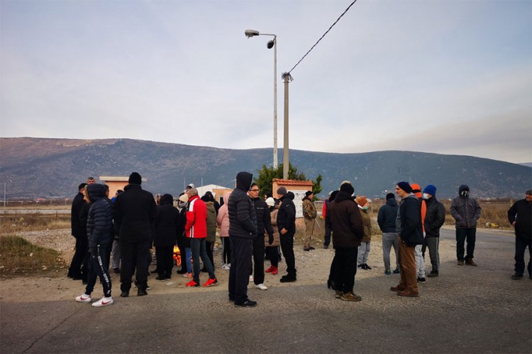 Mještani ponovo blokirali deponiju "Uborak"