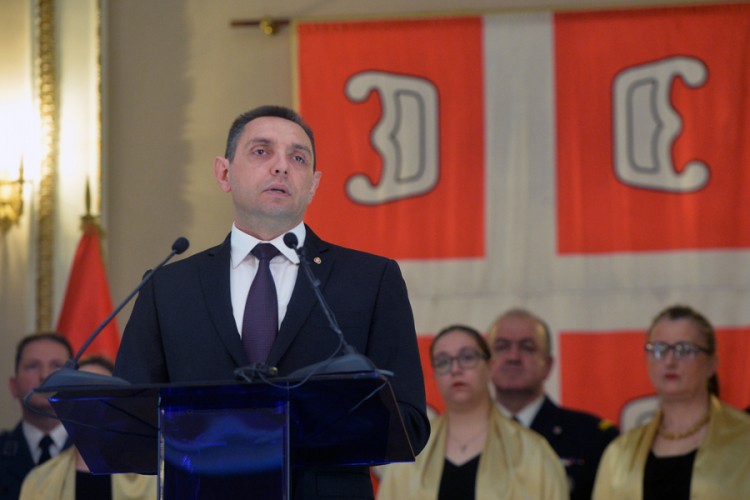 Vulin: Jedini hibrid koji stiže u Crnu Goru iz Srbije je kukuruz