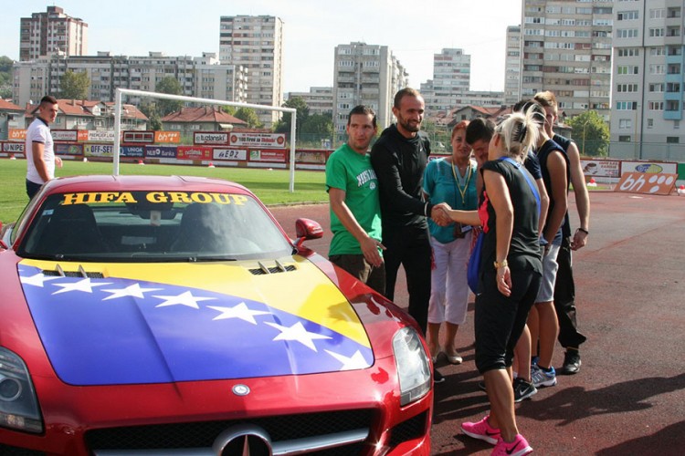 Tukin mercedes prodaju za 343.000 KM