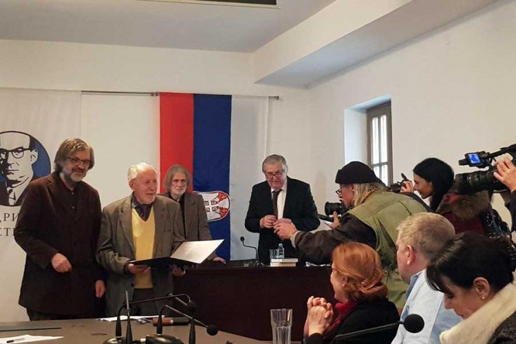 Kusturica: Nagrade za knjige koje vrijede, a koje se i čitaju