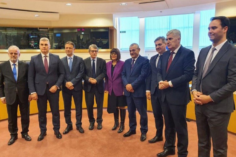 Čović i Zvizdić na samitu u Briselu: U Fokusu kandidatski status BiH u EU