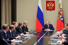 Putin apotekarima: Ako maske poskupe, gubite dozvole za rad