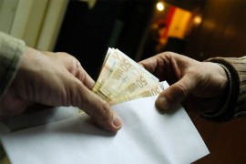 Zbog mita od 300 evra uhapšen pomoćnik javnog izvršitelja